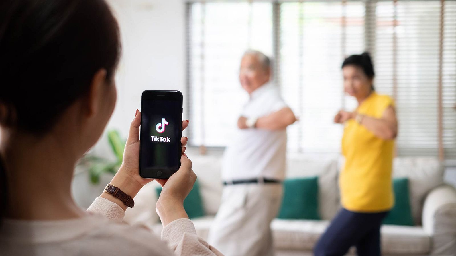 Πώς το TikTok έγινε το νέο διαδικτυακό φαινόμενο;