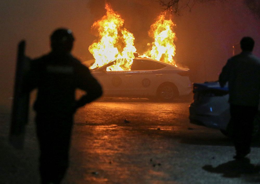 Το «καύσιμο» που άναψε φωτιά στο Καζακστάν