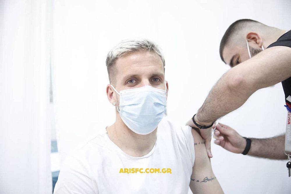 Σωστό παράδειγμα: Όλη η ομάδα του ΑΡΗ έκανε την αναμνηστική δόση