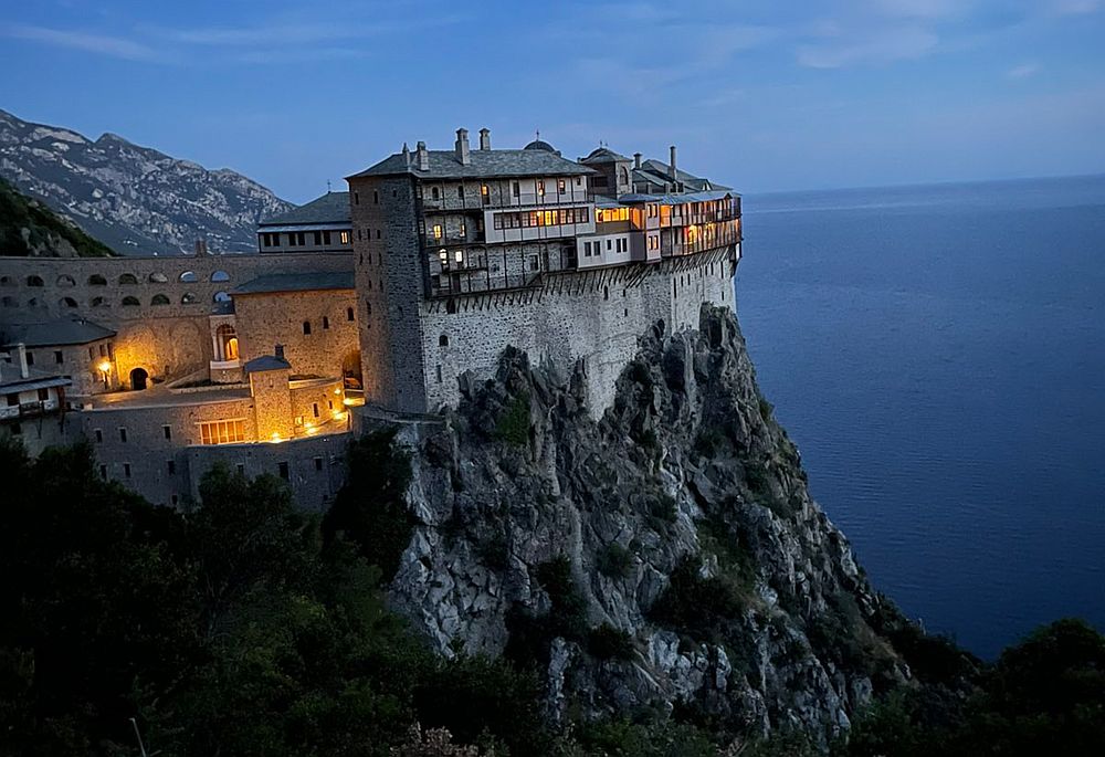 Νεκροί από κορωνοϊό 40 μοναχοί στο Άγιο Όρος – Εισαγγελική έρευνα (ΒΙΝΤΕΟ)