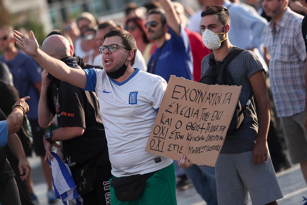 5+1 λόγοι που δεν εμβολιάζονται οι αρνητές στην Ελλάδα