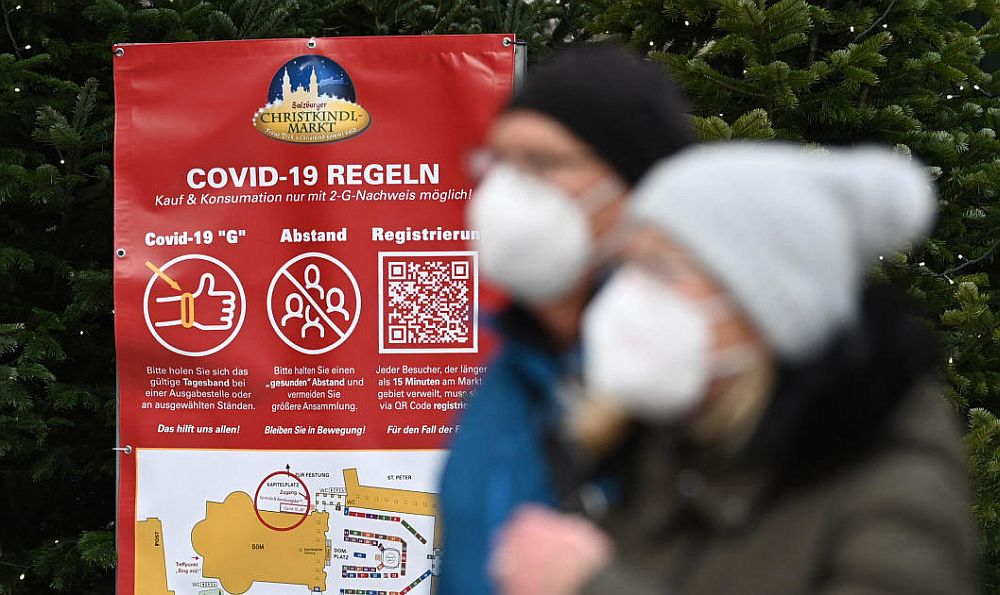 Η Αυστρία καθιερώνει πρώτη στην ΕΕ υποχρεωτικό εμβολιασμό