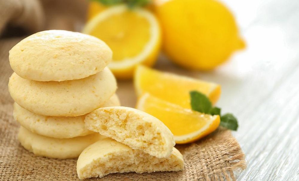 Εύκολα μπισκότα λεμονιού χωρίς μίξερ... στο πι και φι (ΒΙΝΤΕΟ)