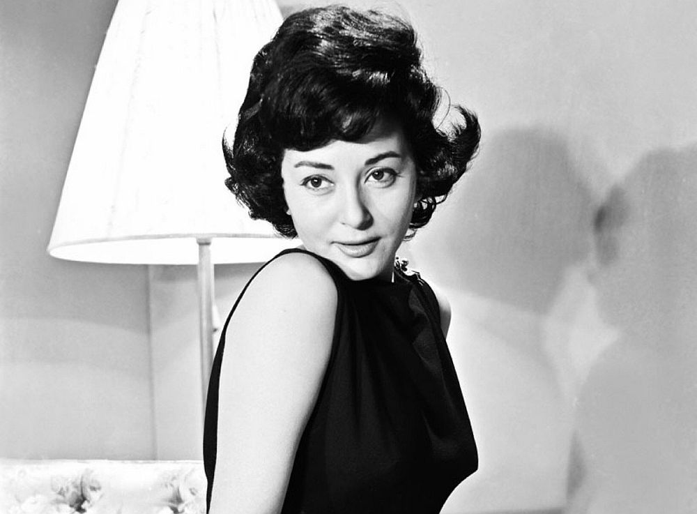 Γκέλυ Μαυροπούλου: Η ξεχωριστή, λαμπερή πρωταγωνίστρια