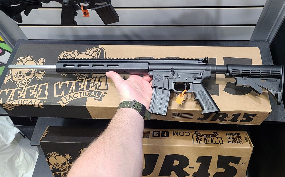 Σάλος στις ΗΠΑ με ημιαυτόματο τουφέκι για παιδιά (ΒΙΝΤΕΟ)