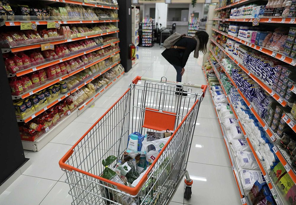Εκτίναξη του πληθωρισμού - Αρνητικό ρεκόρ 25ετίας - Αυξήσεις «φωτιά» σε ενέργεια και τρόφιμα