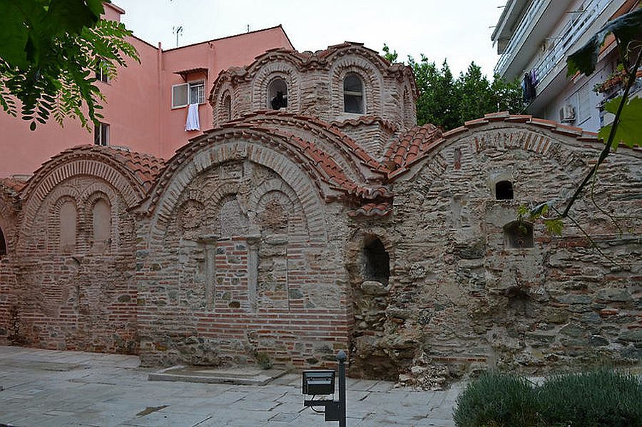 Θεσσαλονίκη - Συναντήσεις: Κοιτάζοντας το Βυζαντινό Λουτρό/Κουλέ καφέ