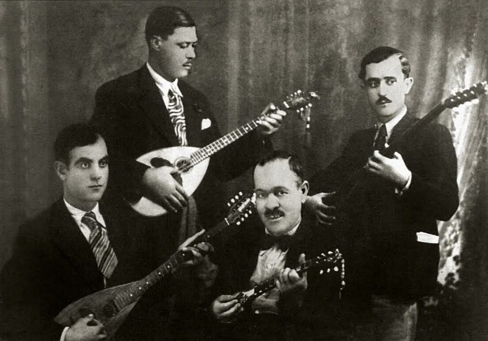 Άυλη Πολιτιστική Κληρονομιά ο ζεϊμπέκικος, το μπουζούκι, ο τζουράς και ο μπαγλαμάς