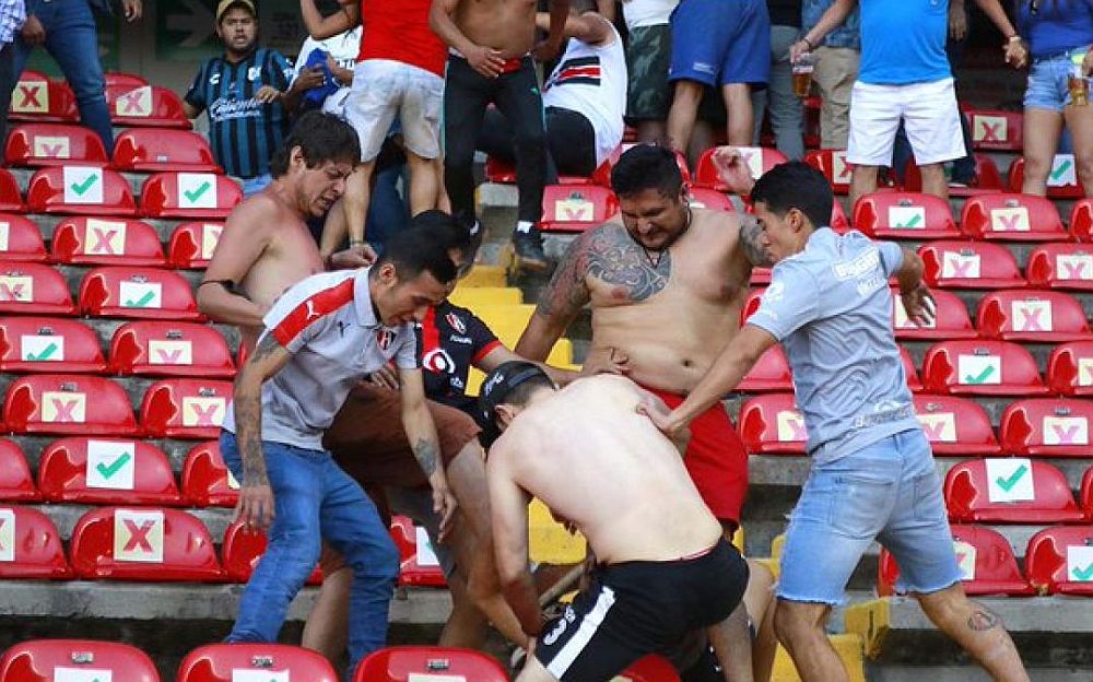 Το ποδόσφαιρο στη Λατινική Αμερική εξακολουθεί να μαστίζεται από τη βία