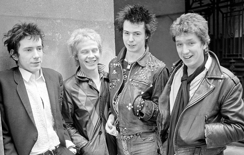 «Pistol»: Το τρέιλερ της σειράς του Ντάνι Μπόιλ για τους Sex Pistols