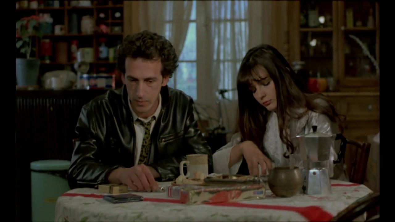 Γλυκιά Συμμορία: Η σκληρή αλλά και (κρυφά) τρυφερή ταινία του Νίκου Νικολαΐδη