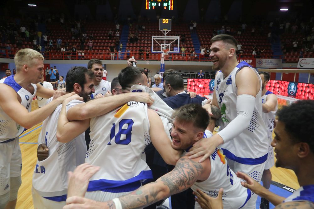 Sweep και ιστορική πρόκριση για τη Λάρισα (ΒΙΝΤΕΟ)