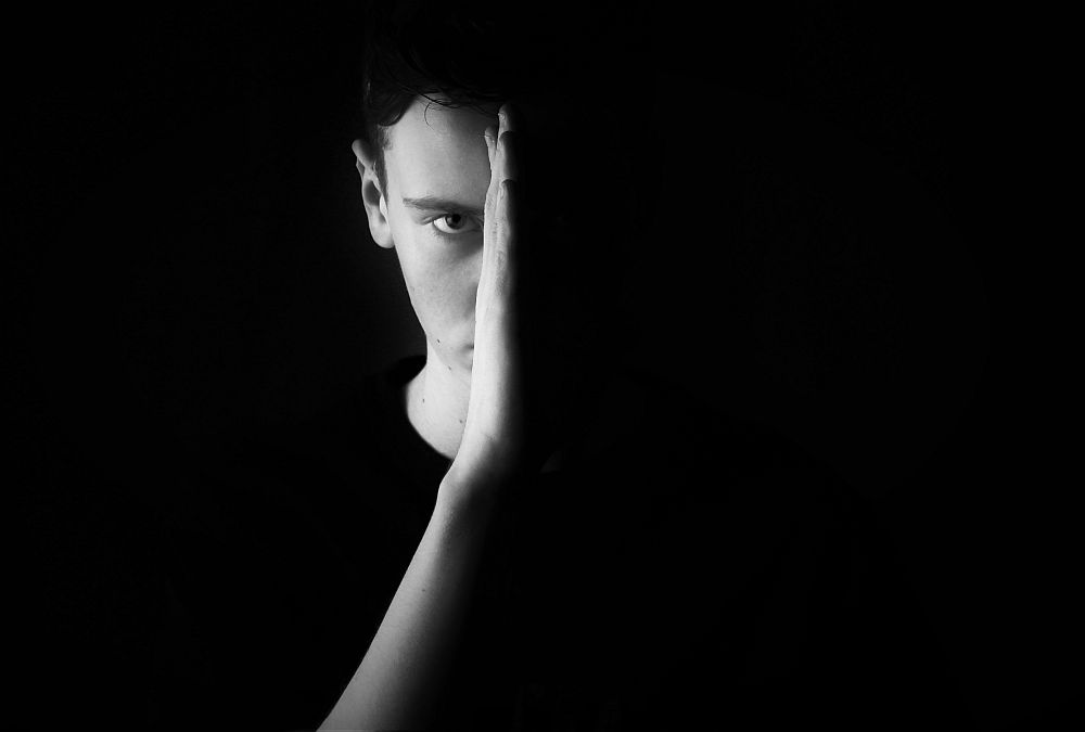 Πώς μπορούν οι γονείς να θωρακίσουν τα παιδιά τους απέναντι στη βία – Χρήσιμες συμβουλές και κατευθύνσεις