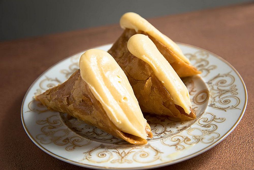 Τρίγωνα Πανοράματος: Το γλυκό που κατέκτησε την Ελλάδα