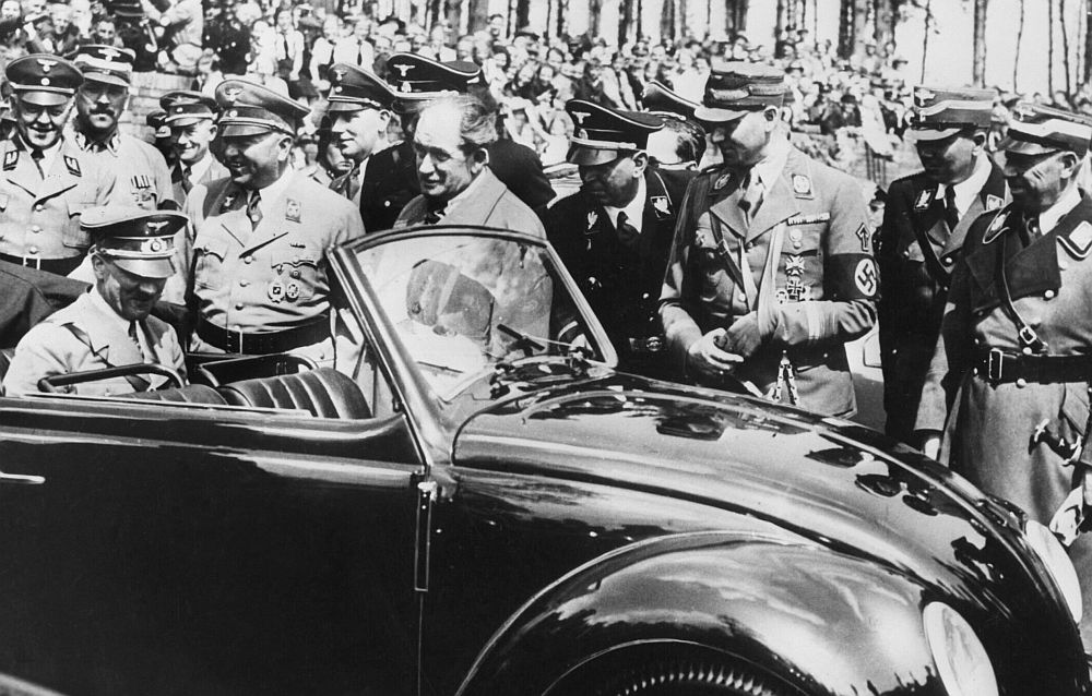 Ναζί δισεκατομμυριούχοι - Μια σκοτεινή ιστορία