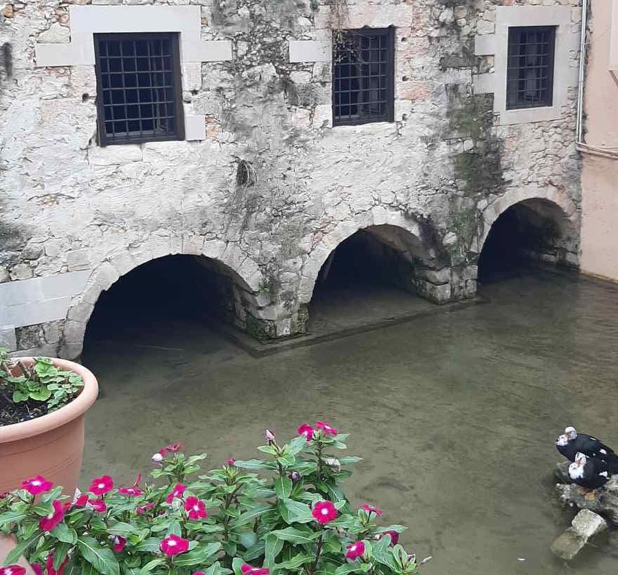 Χανιά: Στέγη πολιτισμού ο ενετικός νερόμυλος στις Καλύβες