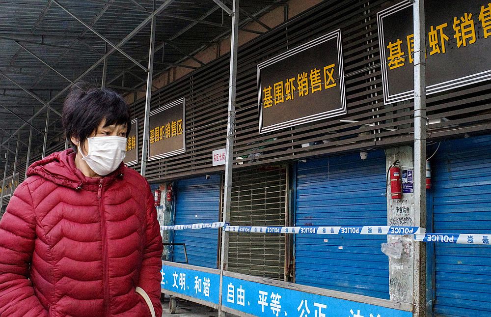 Δύο μελέτες καταλήγουν στο συμπέρασμα ότι η πανδημία ξεκίνησε στην αγορά της Ουχάν