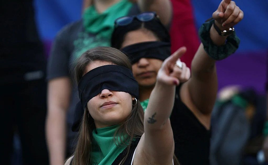 Γιατί πρέπει ο νόμος να αναγνωρίσει τις γυναικοκτονίες