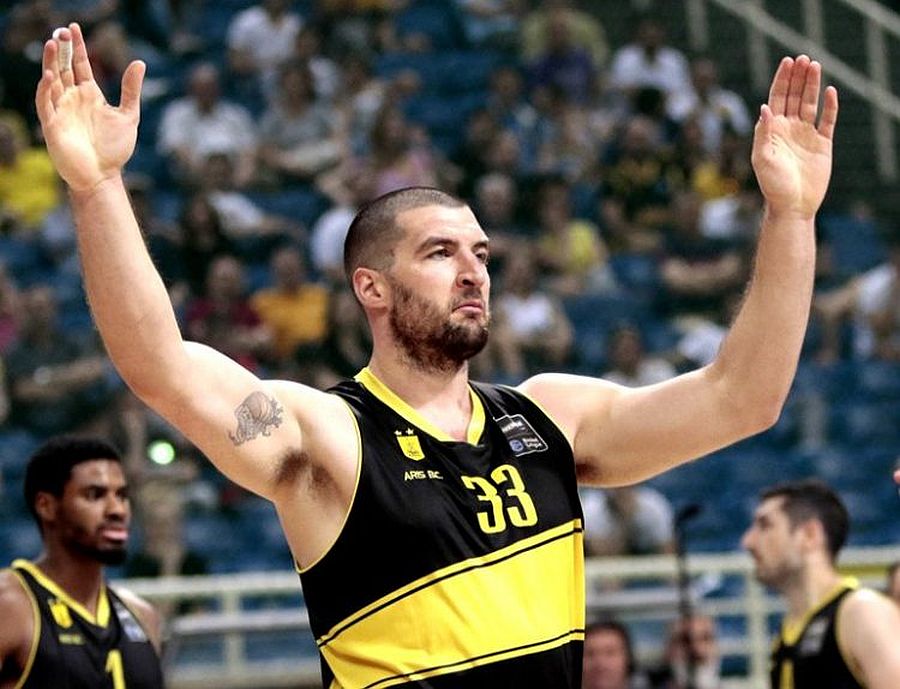 Ο Βασίλης Καββαδάς επέστρεψε στον Άρη