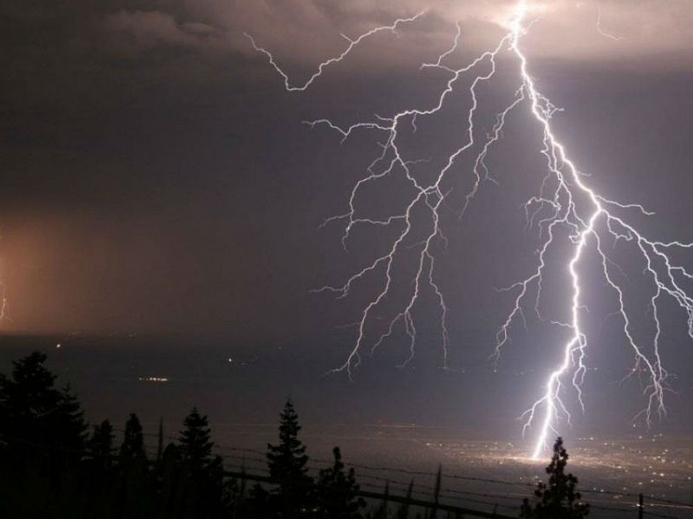 Καιρός: Ισχυρές βροχές και καταιγίδες σε μεγάλο μέρος της χώρας