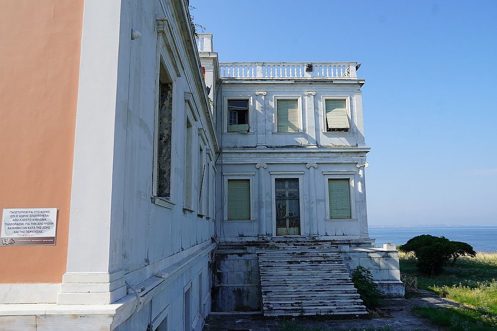 Ρημάζει το «Παλατάκι» της Θεσσαλονίκης, γνωστό και ως «Κυβερνείο»