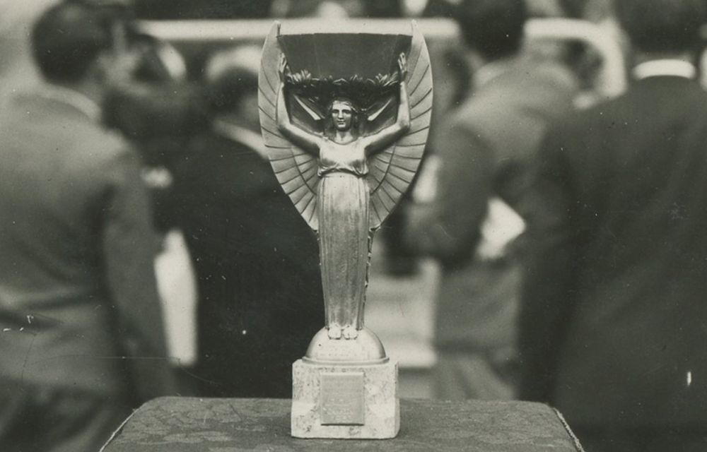 Τα συλλεκτικά αντικείμενα του... πόθου στην Ιστορία των Μουντιάλ