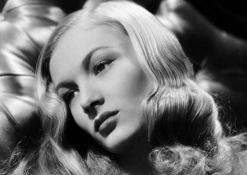 Βερόνικα Λέικ: Το επώδυνο τέλος ενός ανυπέρβλητου ερωτικού συμβόλου