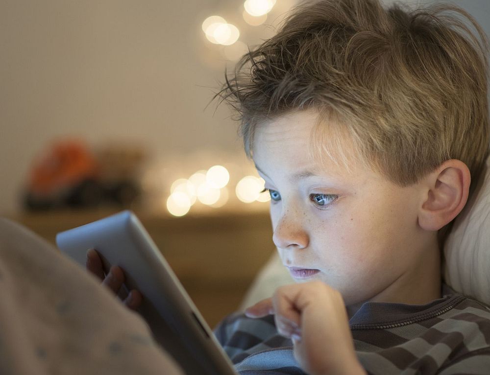 Παιδιά και οθόνες: Συμβουλές και αποτελεσματικές λύσεις, όχι ενοχές