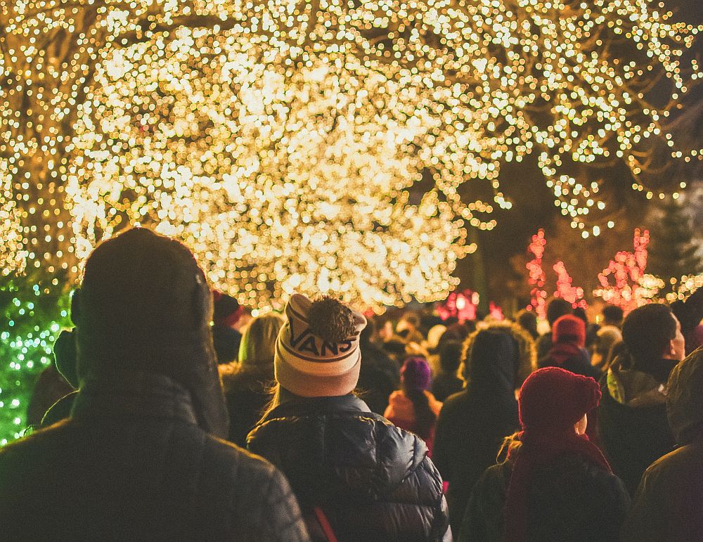 Η υπερκατανάλωση των γιορτών «εκτοξεύει» το περιβαλλοντικό μας αποτύπωμα