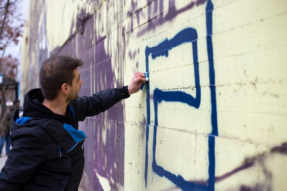 Αποκατέστησαν την τοιχογραφία που τιμά τα θύματα της εβραϊκής κοινότητας (ΒΙΝΤΕΟ)