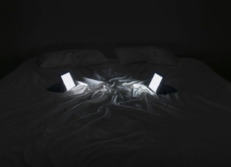 Πώς αγαπάμε στα χρόνια των social media;