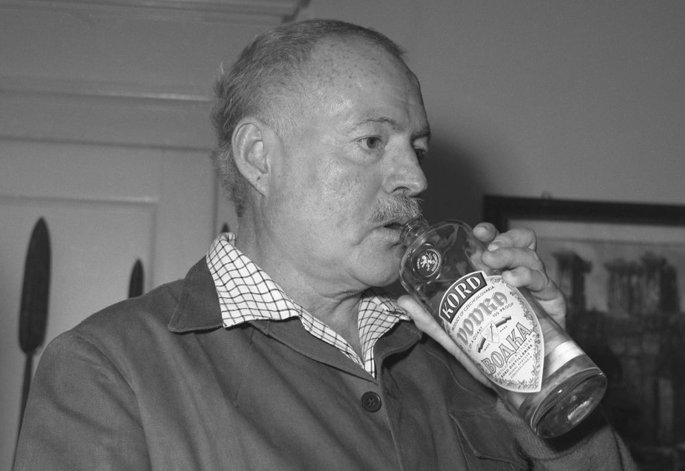 Έρευνα: Ναρκωτικά και αλκοόλ δεν κάνουν πιο δημιουργικούς καλλιτέχνες και συγγραφείς