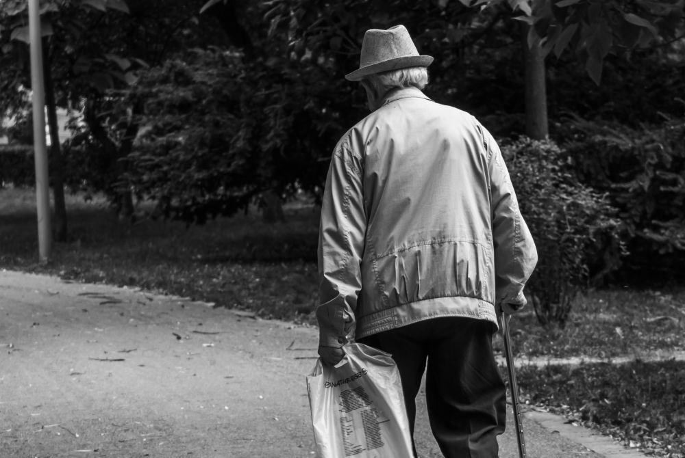 Δημογραφικό: Σε ποιες περιοχές συρρικνώνεται ο πληθυσμός της Ελλάδας