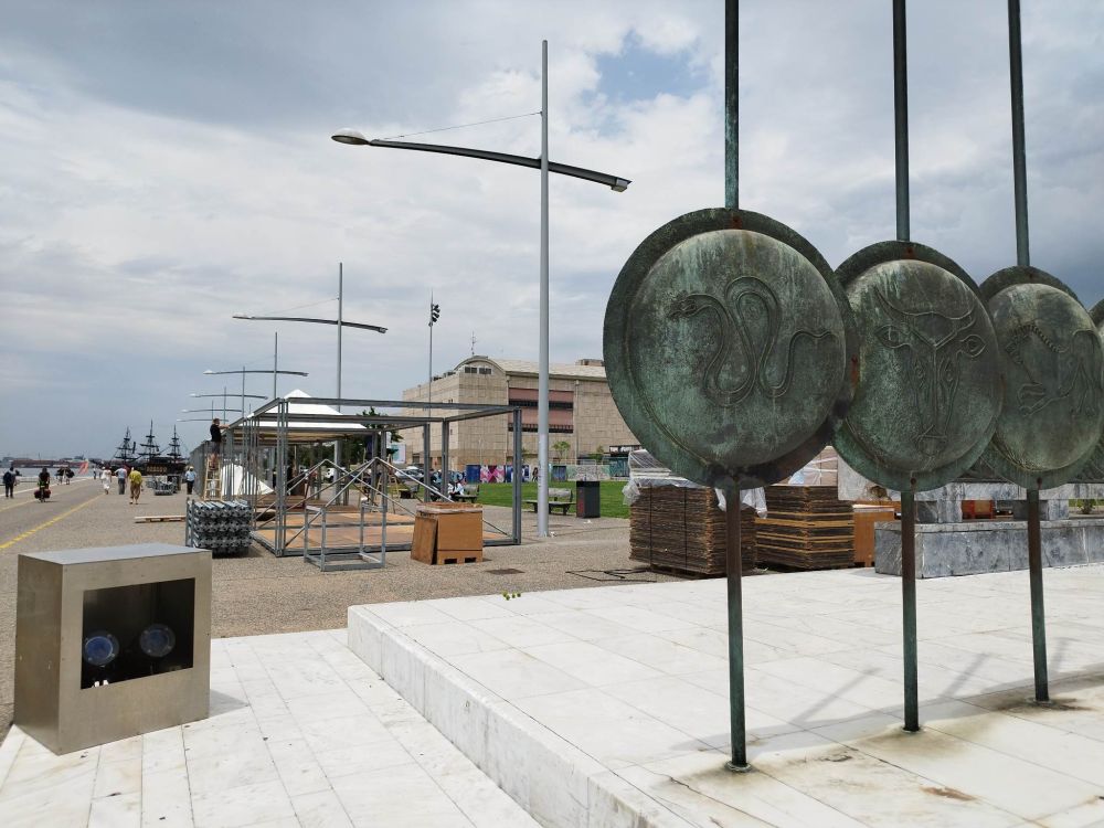 Το 42ο Φεστιβάλ Βιβλίου Θεσσαλονίκης δεν ...πτοείται από μπόρες και μποφόρια