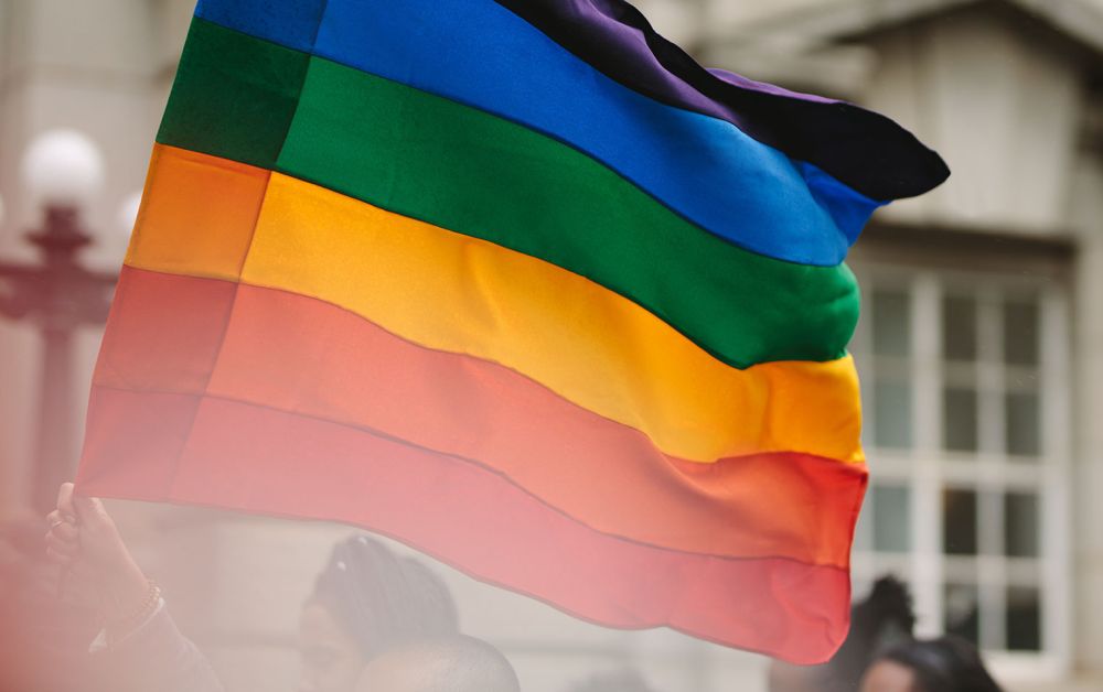 Θεσμική ομοφοβία στη Ρωσία – Προσλήψεις σεξολόγων για «θεραπεία» ΛΟΑΤΚΙ