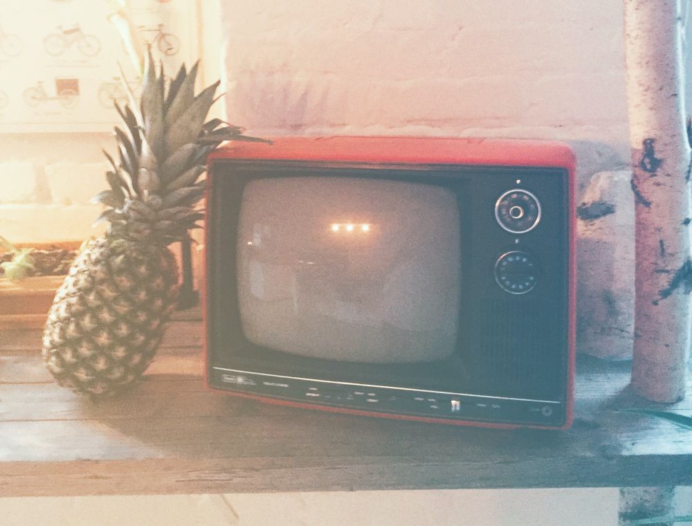 Τηλεόραση: Είμαστε αυτό που βλέπουμε ή βλέπουμε αυτό που είμαστε;