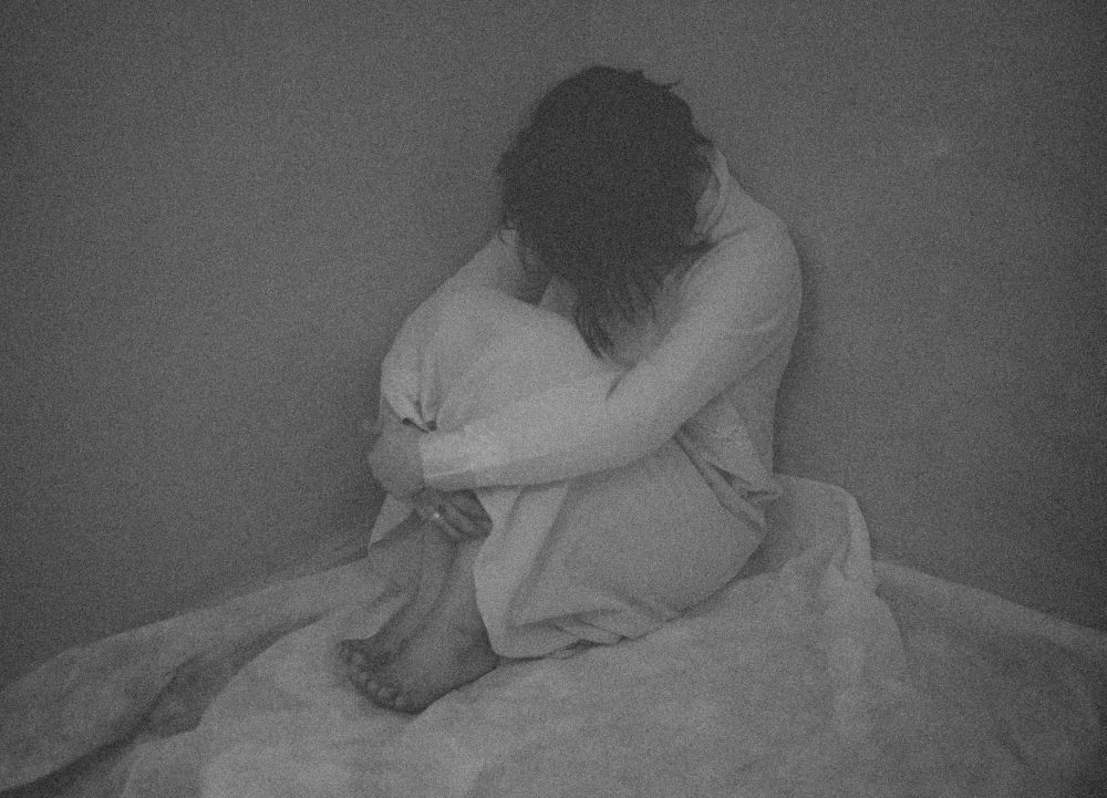 Στα άδυτα του νου: Η νευροεπιστήμονας που αλλάζει τη θεραπεία της κατάθλιψης