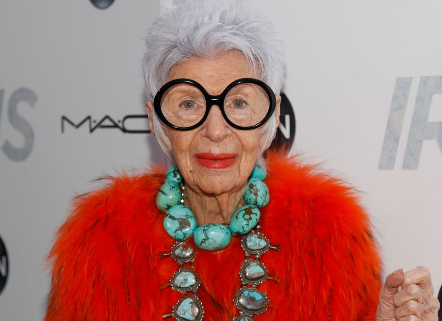 Άιρις Άπφελ: Εφυγε από τη ζωή η επιδραστική σχεδιάστρια