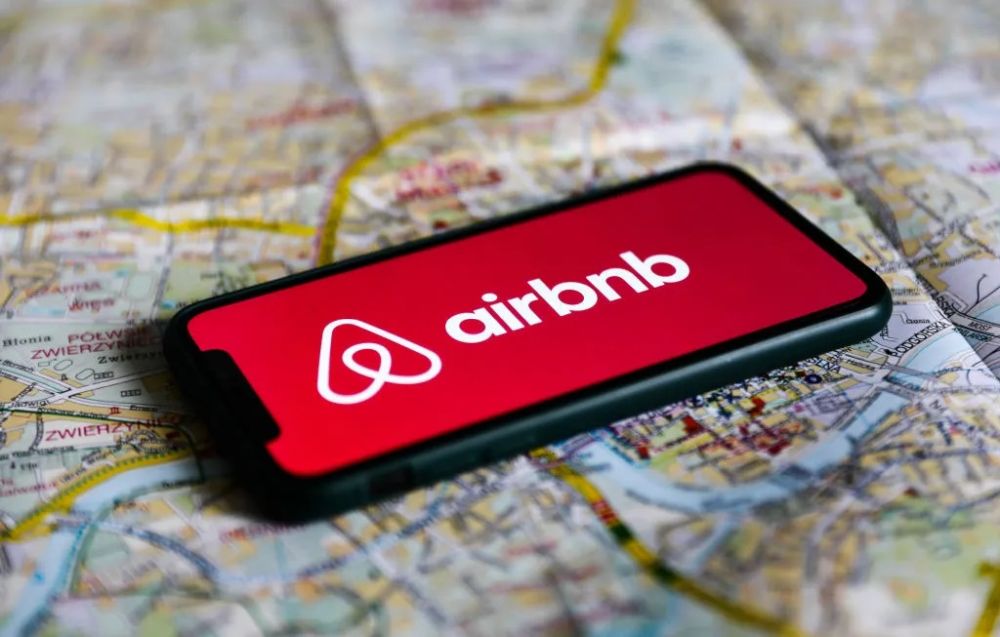 Η Βαρκελώνη βάζει «κόφτη» στο Airbnb - Ποιες άλλες πόλεις θα ακολουθήσoυν