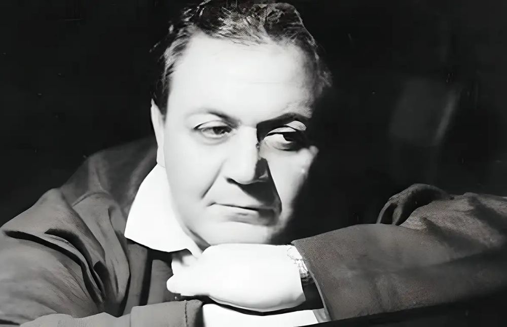 «Τα σχόλια του Τρίτου»: Ο ραδιοφωνικός λόγος του Μάνου Χατζιδάκι σε βιβλίο