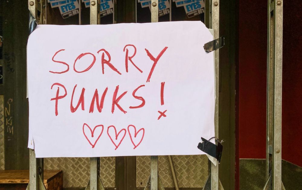 Καλή η συγγνώμη αλλά δεν χρειάζεται όλη την ώρα